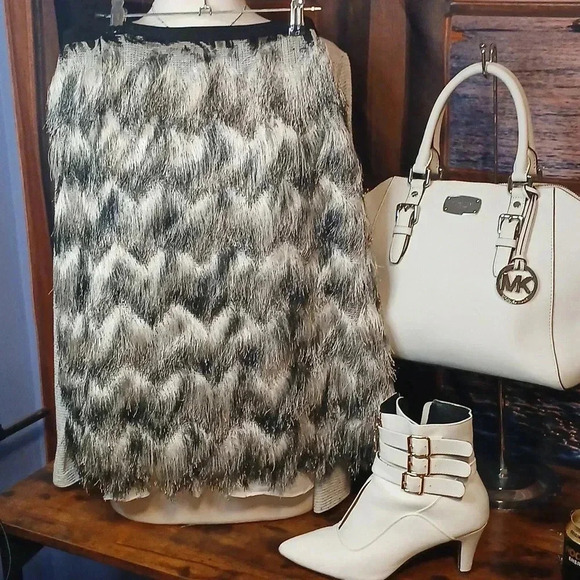 BRAND NEW EXPRESS BEAUTIFUL OMBRE FRINGE SKIRT WOMEN'S SIZE 12 - Picture 10 of 13